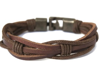 Mens Leather bracelet Mens Gifts Under 30 Boyfriend Gift For Dad Husband Gift Mens Braided Letaher Bracelet Mens Anniversary Gift for Him