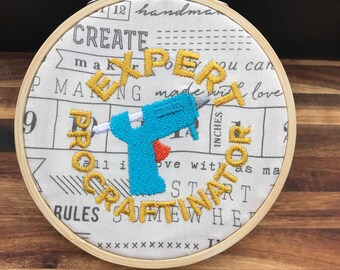 Expert Procraftinator Mini Hoop Wall Art