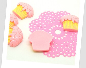 5 cupcake pink resin cabochons