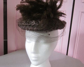1940s Brown Straw Hat with Veil and Feathers