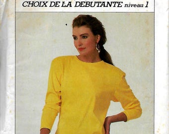 Simplicity 8445 Misses Pull-Over Top Size 6 or Size 10 Uncut