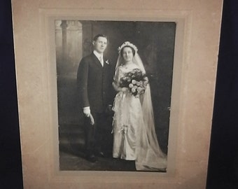 antique wedding photo on cardboard, circa 1850/80, Charlston South Carolina, 9.8" x 11 "