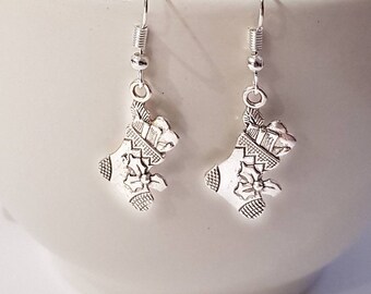 Christmas earrings, Christmas stocking earrings, Festive earrings, dangle earrings, holiday earrings, gifts for her, stocking stuffer