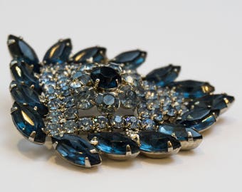 Vintage DeLizza and Elster Juliana Multi-Dimensional Rhinestone Brooch