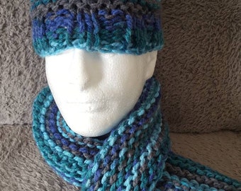 Ladies Chunky Hat and Scarf.