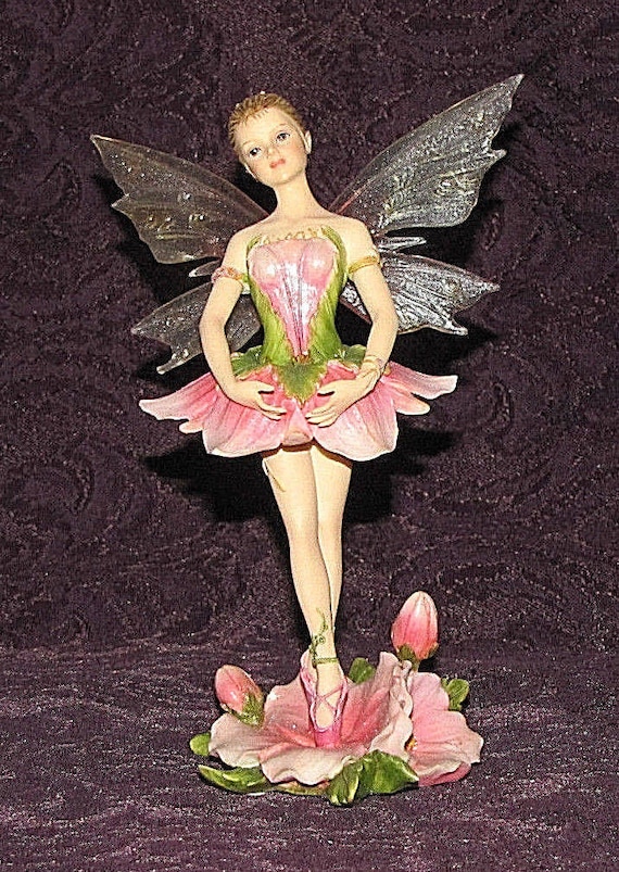 Twinkletoes Ballerina Fairy from the Faerie Glen Collection by