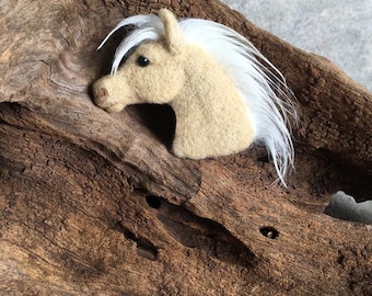 Needle felted Palomino horse pin brooch