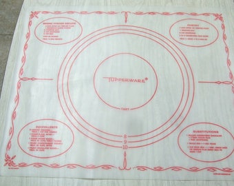 Vintage 1965 Tupperware Pastry Pie Tart Crust Biscuit Dough Mat Dart Industries Equivalents Substitutions 22 X 18 Inch Very Good Condition