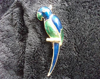 Vintage Coloful Enamel Macaw Parrot Bird Brooch Pin