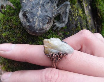 Handmade copper / raw gem / witch ring / post apocalyptic / crust punk / witchy / witchcraft / punk gift / occult / goth / ring / jewelry