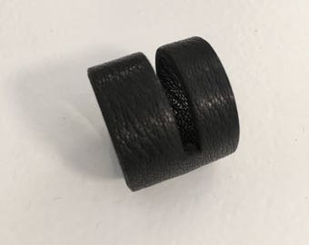 Minimalist ring leather recycled black GRAFIK