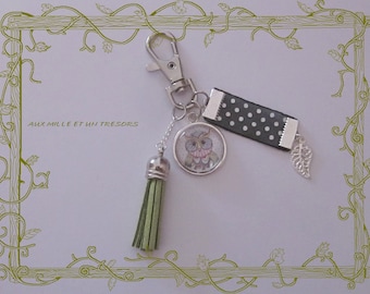 Jewelry bag Keychain owls and green tassel