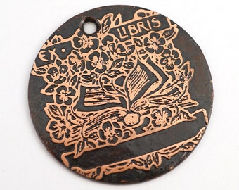 Etched copper ex libris pendant, round flat etched book page charm, bookplate, gift for book lover, 28mm