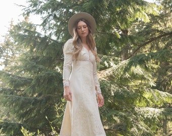 70s GUNNE SAX Dress / Ivory Crochet Cotton Maxi Dress / Boho Wedding Dress / Vintage Prairie Dress / 1970s Renaissance Dress / SMALL