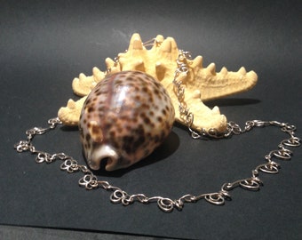 Necklace-chain, in silver 925 (Sterling silver), series "Knots"-spontaneous knot-. Can be worn alone, as a necklace or as a pendant