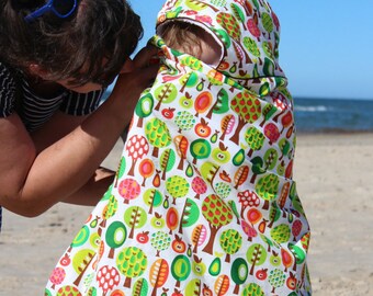 hooded bath towel 0-6y - RETRO TREES
