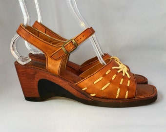 Vintage 70s Sandals | Bohemian Wood Heels Buskens Size 10