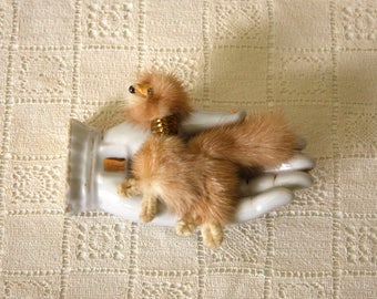vintage 1950s fur poodle brooch <> 50s mink poodle pin <> vintage mink fur dog brooch <> vintage blonde mink dog pin