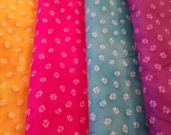 Laurel Burch Fabric Dog & Doggies Paws 4 Fat Quarters
