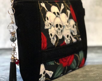 Eve Wristlet/Clutch: Gothic purse, skull wristlet witchy things, goth purse, gothic handbag, skull handbag evening bag