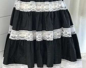 1960s Black Cotton and White Lace Patio Skirt / black and White Circle Skirt / Vintage Ruffled Skirt / 1960s