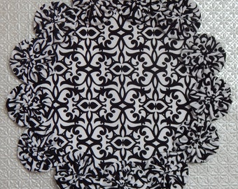 Black and White Damask 8.5" Yo Yo Doily