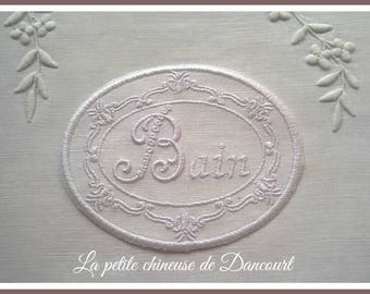 Medallion Lise white