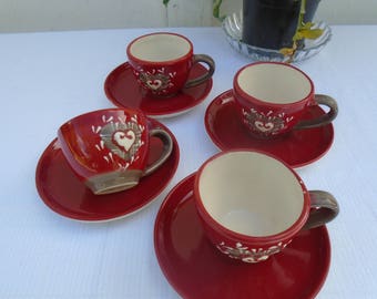 Set of 4 coffee cups - mugs - red white taupe - heart of snow - 80s espresso