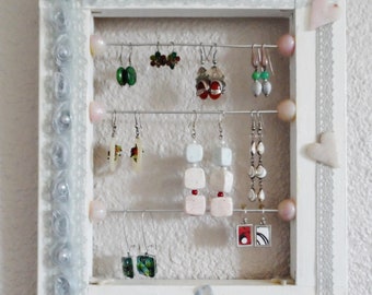 Romantic pastel wall jewelry holder