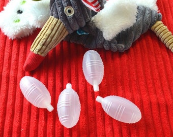 POUET POUET LONG 30 * 60mm inserted into a toy or stuffed animal