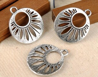 12pcs tibetan silver color rond hollow flower charms A00036