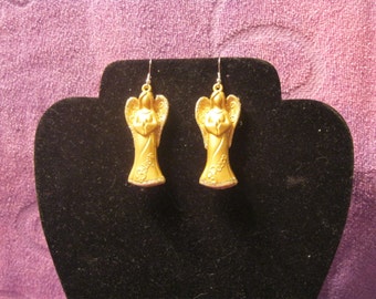 GOLD ANGELS EARRINGS