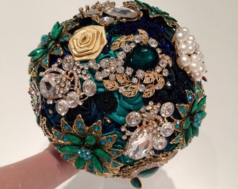 Bridal brooch bouquet