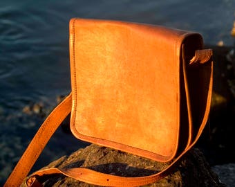 Leather iPad Shoulder Bag, leather bag, leather handbag, messenger bag, cross body bag, handmade bag