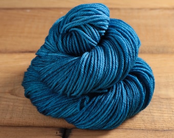 Worsted Weight Merino Yarn - Cosmic - Cuddlesome