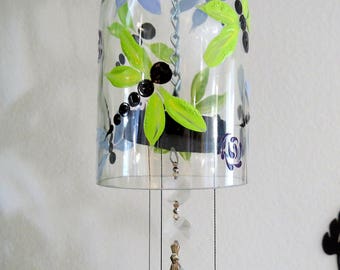 Dragonfly, Glass Wind Chime, Recycled wine bottle wind chime, Dragon fly, Dragonflies, Sun catcher, yard art, clear glass, Blue and Green