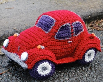 PDF Crochet Pattern for Hug-A-Bug Cuddly car based on the VW Beetle / Bug