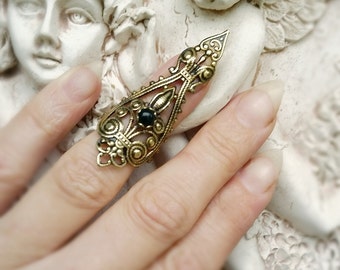 Raven's Dire Nail Ring Claw Ring Vintage Brass filigree with Jet Glass and adjustable band