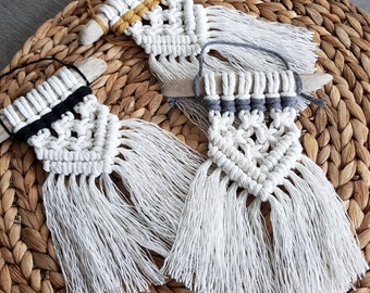 Macrame wall hanging Mini/set of 3/3 mini Macrame Wall Hangers/Giftidea