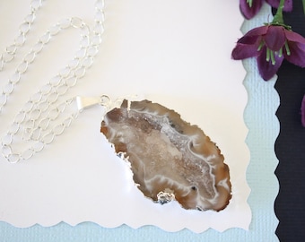 Geode Necklace Silver, Crystal Necklace, Geode Agate Slice, Boho Jewelry, Druzy Pendant, Natural Geode, GS35
