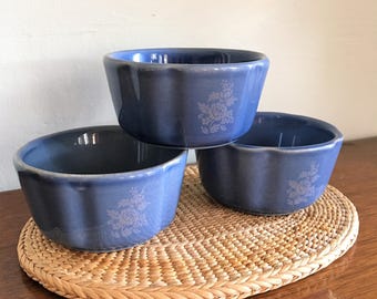 Set of 3 Stoneware Floral Ramekins