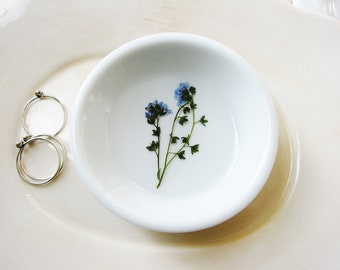 Forget Me Not Ring Dish, Small Organizer, Ceramic Ring Dish, Pressed Flowers Ring Dish, Trinket Holder