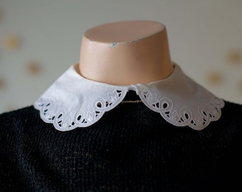 1940s / 1950s detachable collar