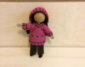 Hildie - tiny doll - Dollhouse doll - Miniature doll - Bendy doll - Faceless doll - Waldorf doll - Montessori toy