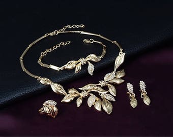 Crystal Bridal Jewelry Set, Wedding Jewelry Set, Crystal Jewelry set, Prom Jewelry set, Wedding earring, Bridal necklace, Bridal Tiara