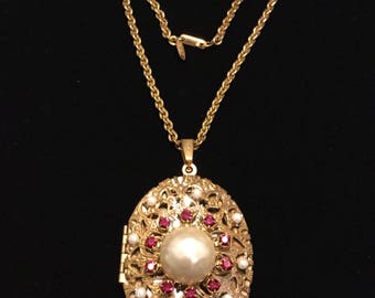 MIRIAM HASKELL Compact Pendant