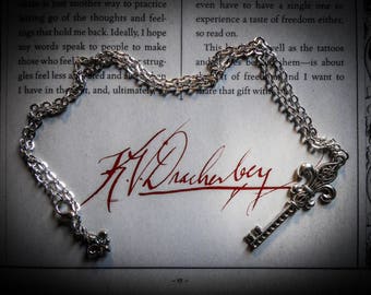Silver steampunk necklace key fleur de lis "Royalty"