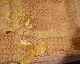 1940s/1950s Hand Made Baby/Doll Blanket and Pillow Cover (Yellow) Gorgeous
