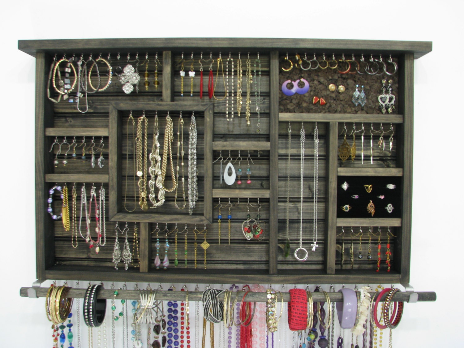 Jewelry holder hanger