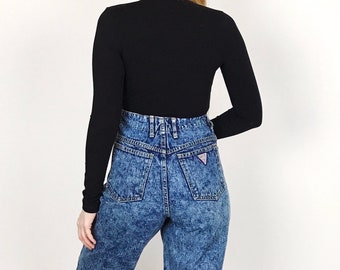 Guess Jeans Stone Acid Wash Denim High Waisted Exposed Button Fly Mom Jeans // Women's size 29 30 9 10